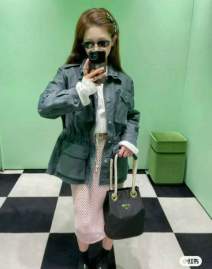 Picture of Prada Handbags _SKUfw234392643fw